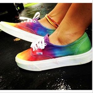 Rare Vans “Washed Authentic” Tie Dye Lace up Shoes